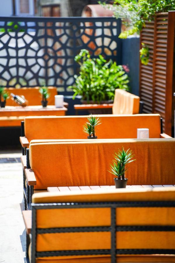 Four Seasons Apart Hotel Дальян Екстер'єр фото